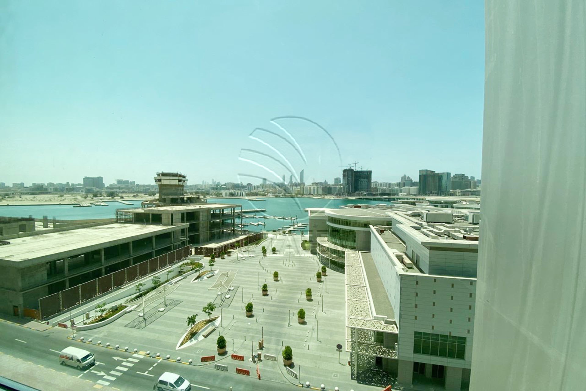 VACANT and Spacious Unit with Marina Views