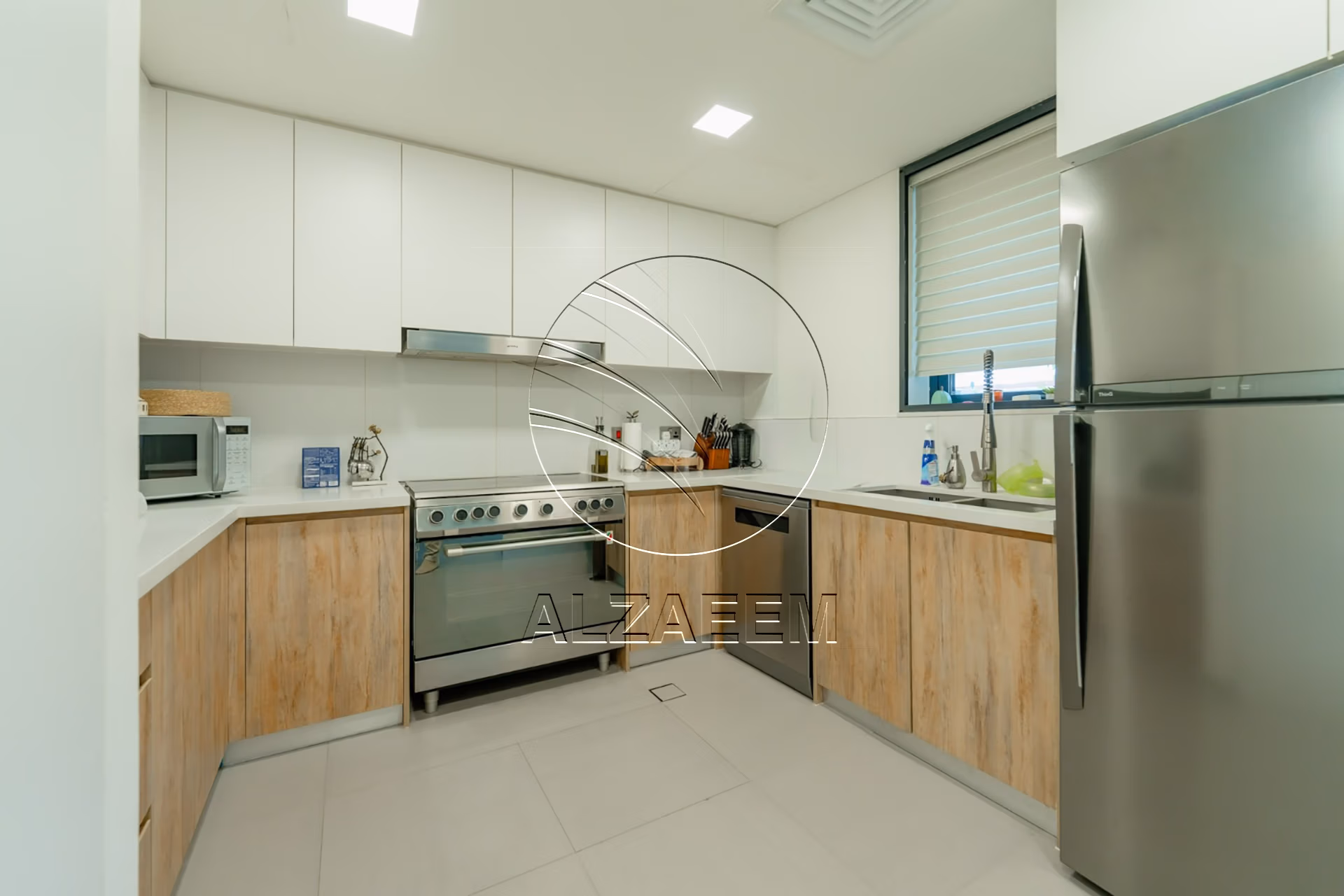 VACANT! Corner | Single Row | Fully Furnished