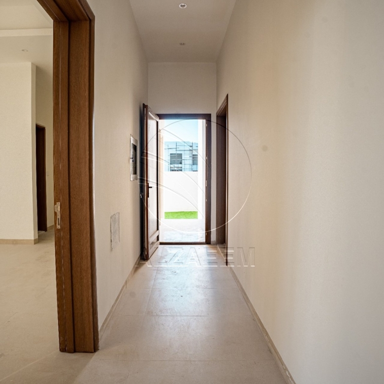 √Near Hand Over! Single Row Villa | High Ceiling√