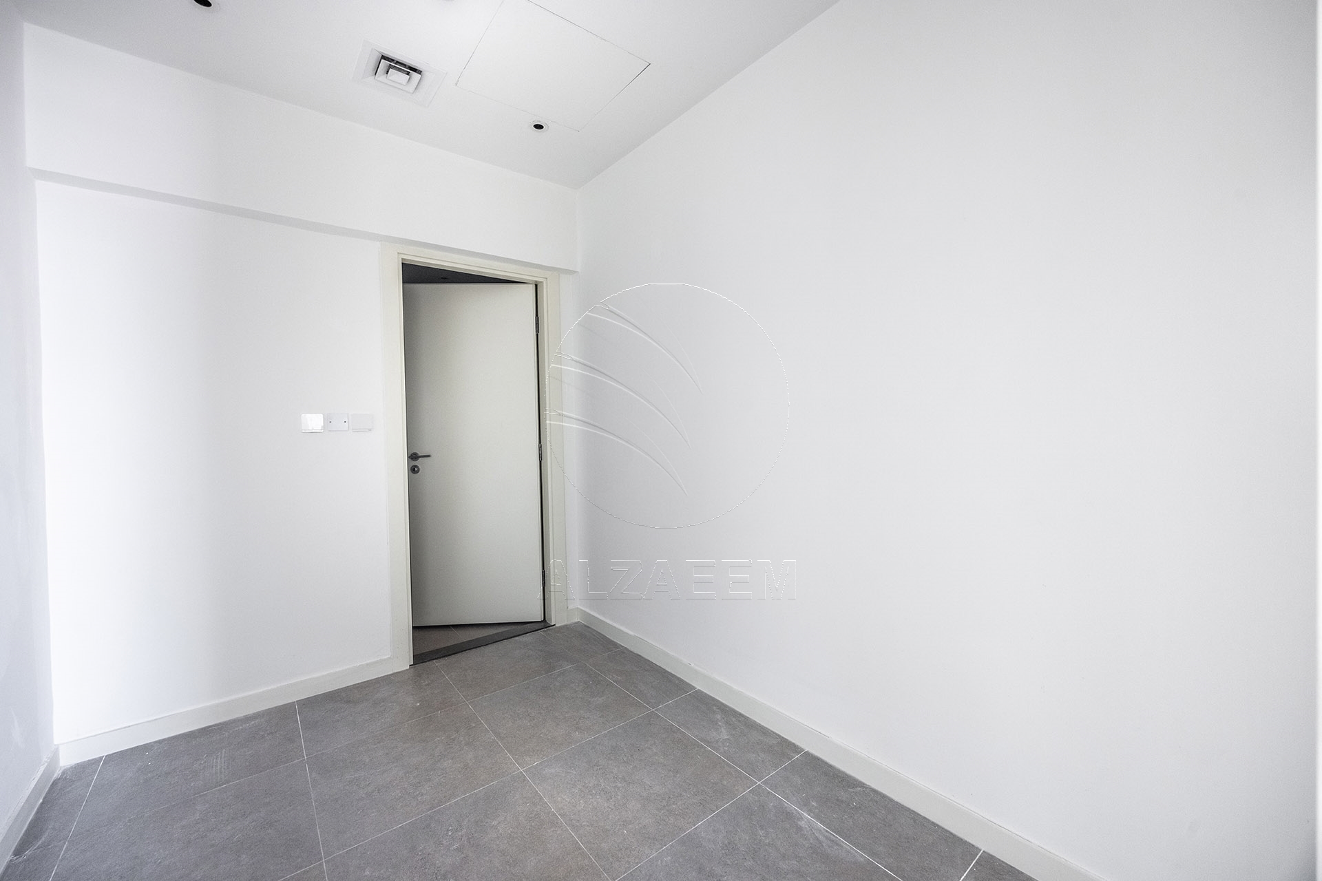√ EXCLUSIVE | Bright + Spacious | Sea View 2BR+M √