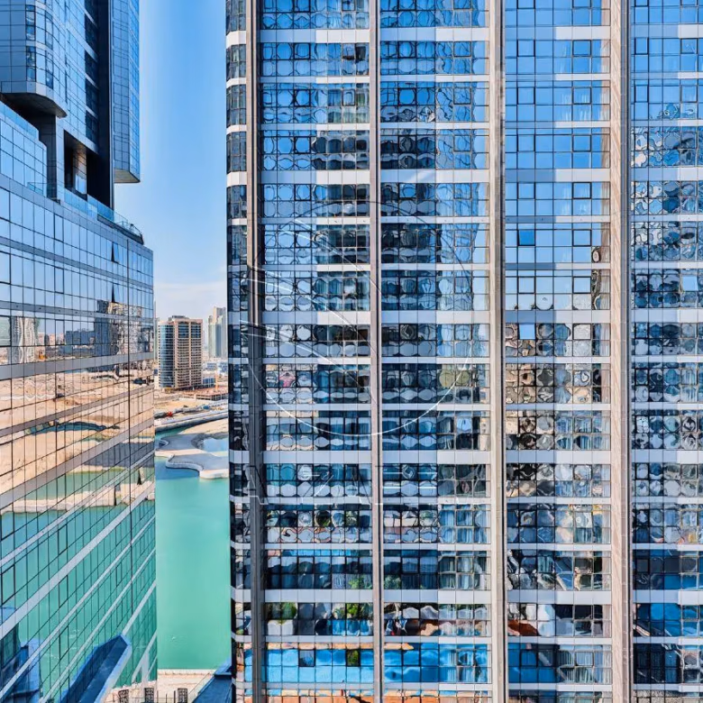 Partial Sea and Pool View | Higher Level