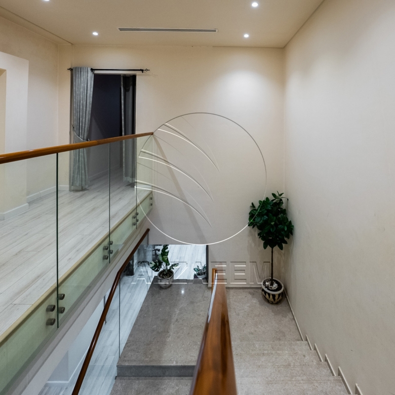 VIP | Upgraded Villa | Corner Single Row | Jacuzzi