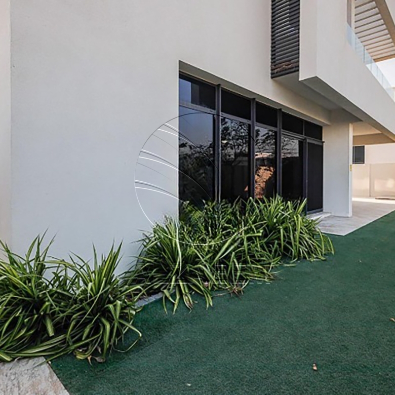 √Single Row Corner | Type 1 | Landscaped Garden√