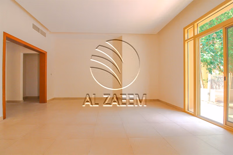 VACANT! Spacious Layout | Double row middle