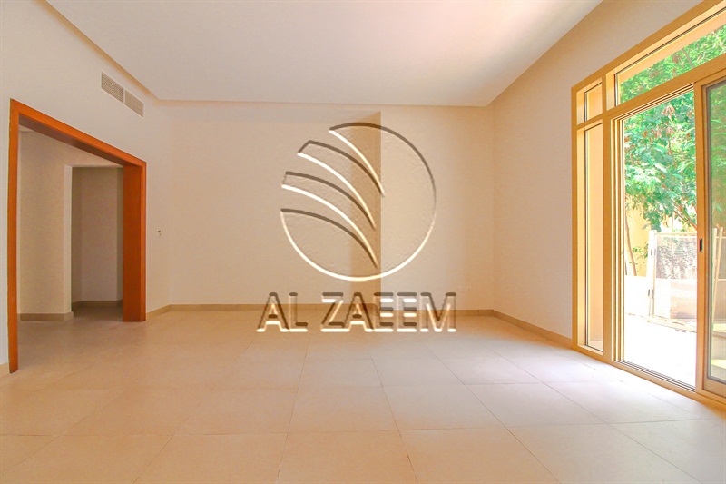 VACANT! Spacious Layout | Double row middle