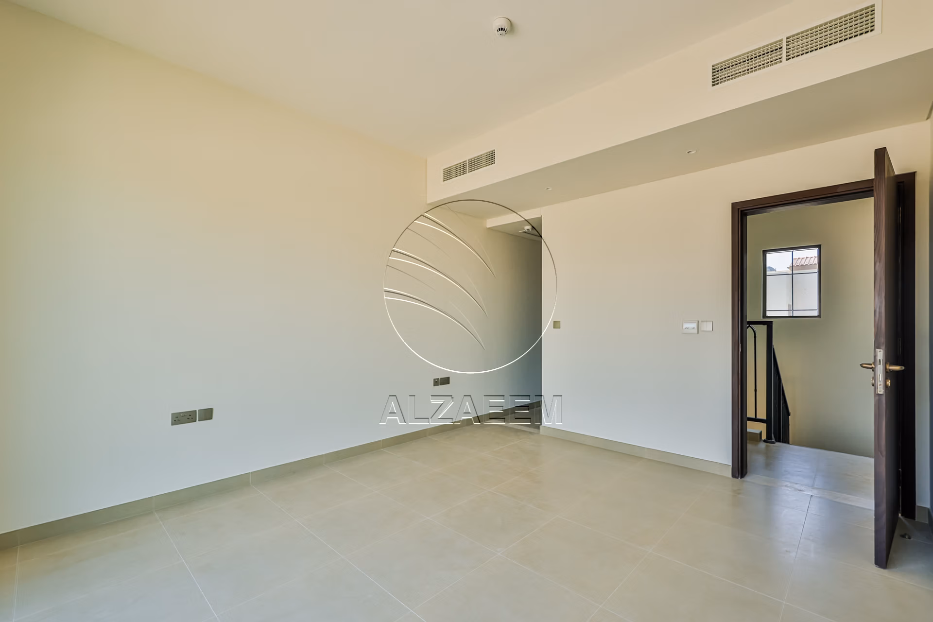 √Single Row! Perfect for End Use | Spacious Area√