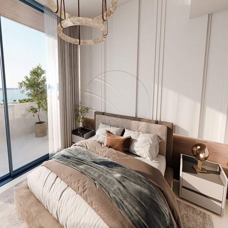 √Corner Unit | Waterfront View | L-shaped Balcony√