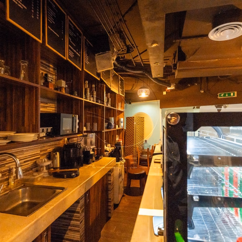 Retail shop 37.53 sqm |Prime Location for Business