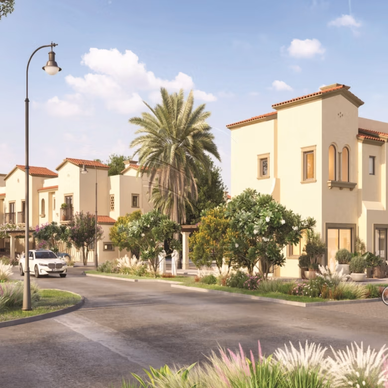 √ LOW PREMIUM | Carmona | END UNIT | Big Plot √