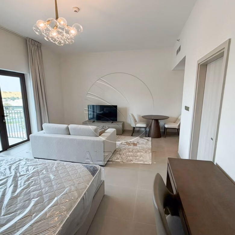 √Fully Furnished | Up to 12 Cheques | Mid Level√