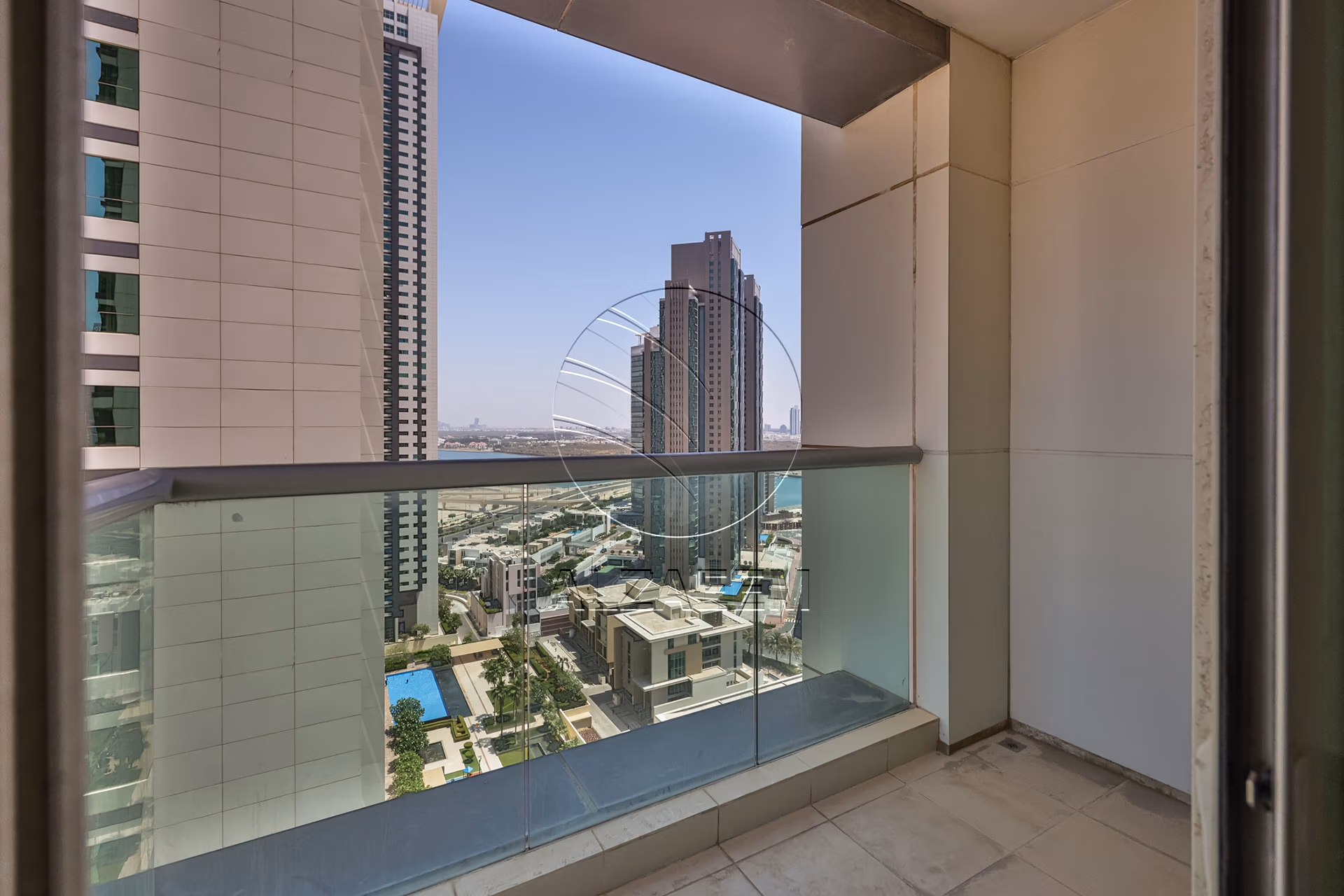 HIGH Level | BIG LAYOUT | Balcony | Open Kitchen