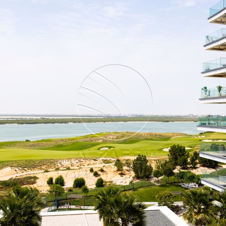 CORNER- 2+Maid | Golf Course View | VACANT