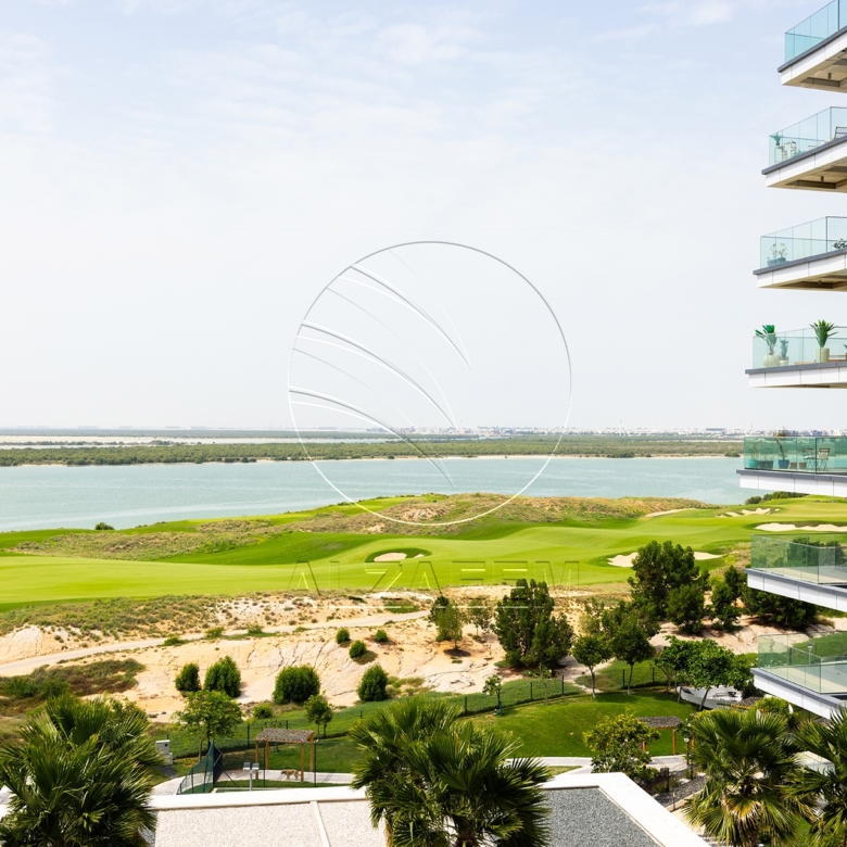 CORNER- 2+Maid | Golf Course View | VACANT