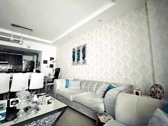 √ Furnished | VACANT | Easy Access to Amenities √