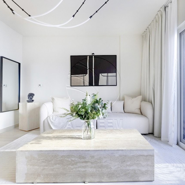 Fully Furnished | Seaworld View | Prime Location