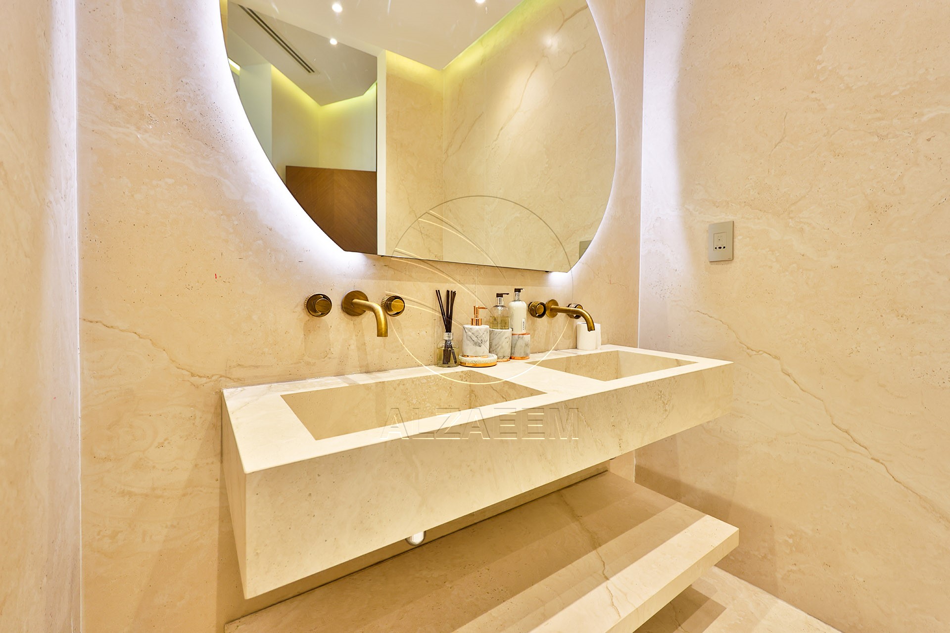 √ Single Row End | High Ceiling | Luxury Living √