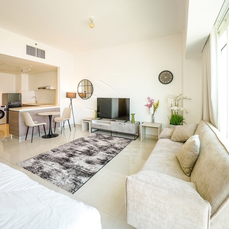 √ EXCLUSIVE + VACANT! Elegantly Furnished Studio √
