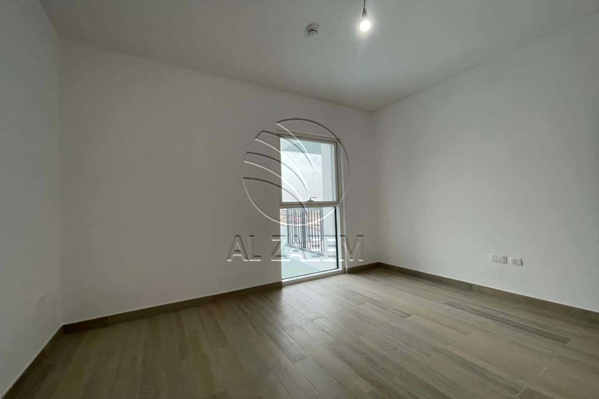 Ready to Move | High Floor | Partial Canal View