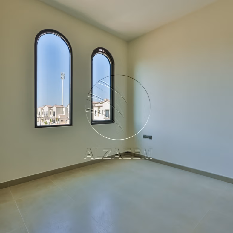 √Single Row! Perfect for End Use | Spacious Area√