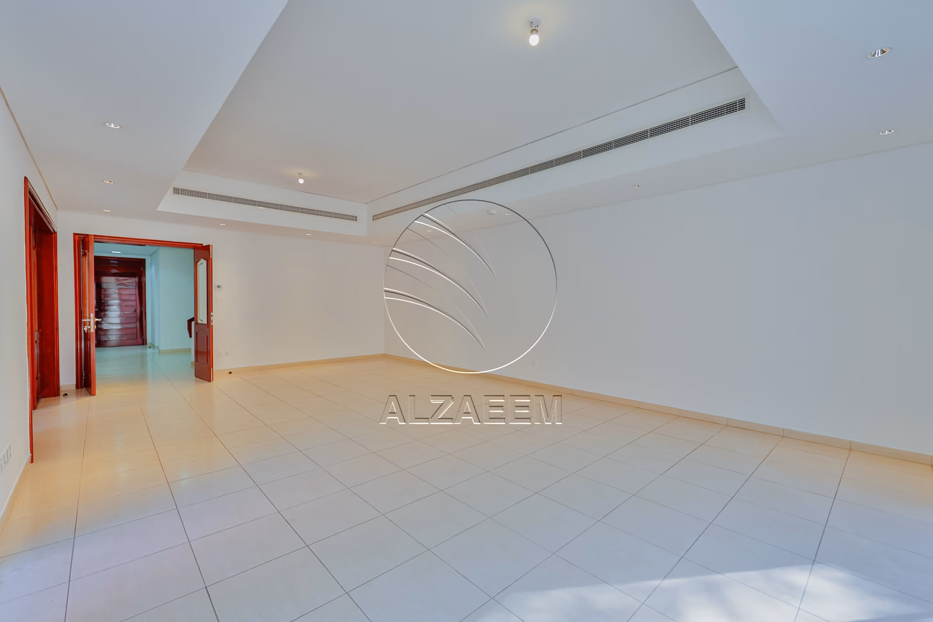√Prime Location | UPCOMING | Private Garden√