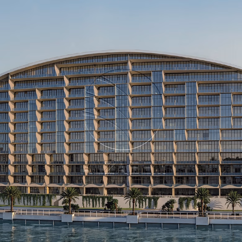 √Branded Luxury Living | Sea View | Lower Level√