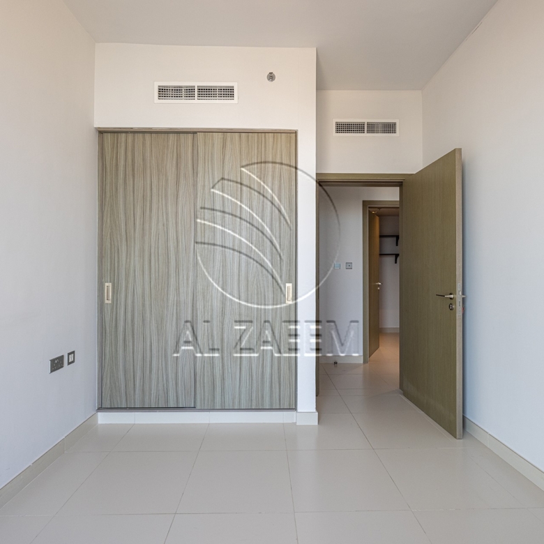 VACANT 3BR | Partial Sea View | High Level