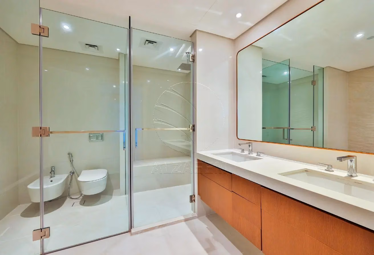 Sea View 2BR+M | VACANT | Luxury Living