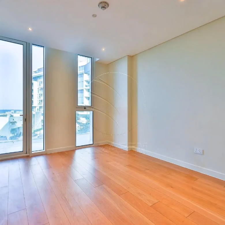 Sea View 2BR+M | VACANT | Luxury Living