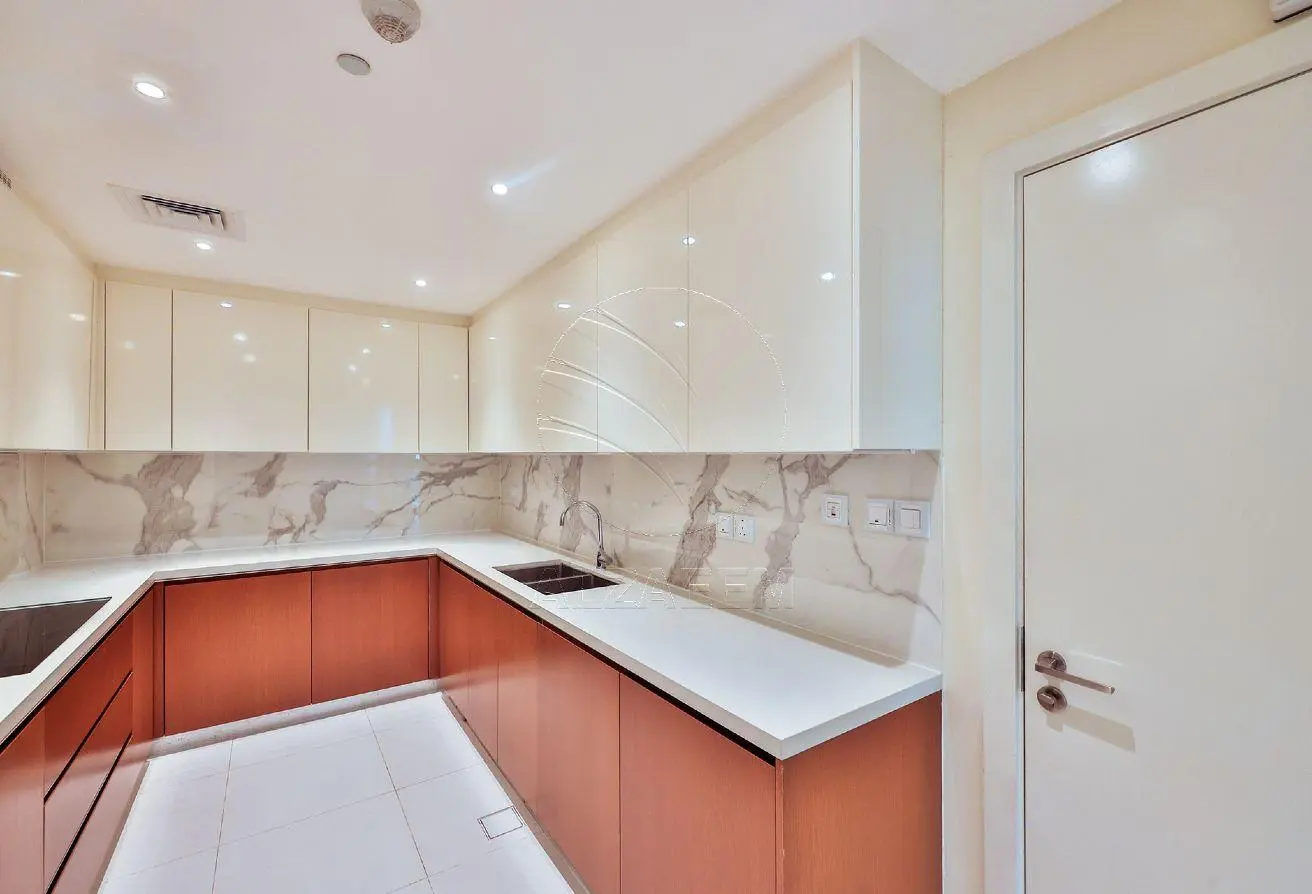 Sea View 2BR+M | VACANT | Luxury Living
