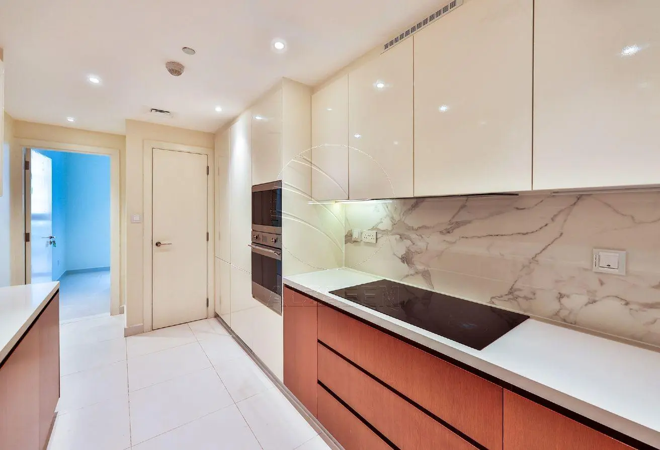 Sea View 2BR+M | VACANT | Luxury Living