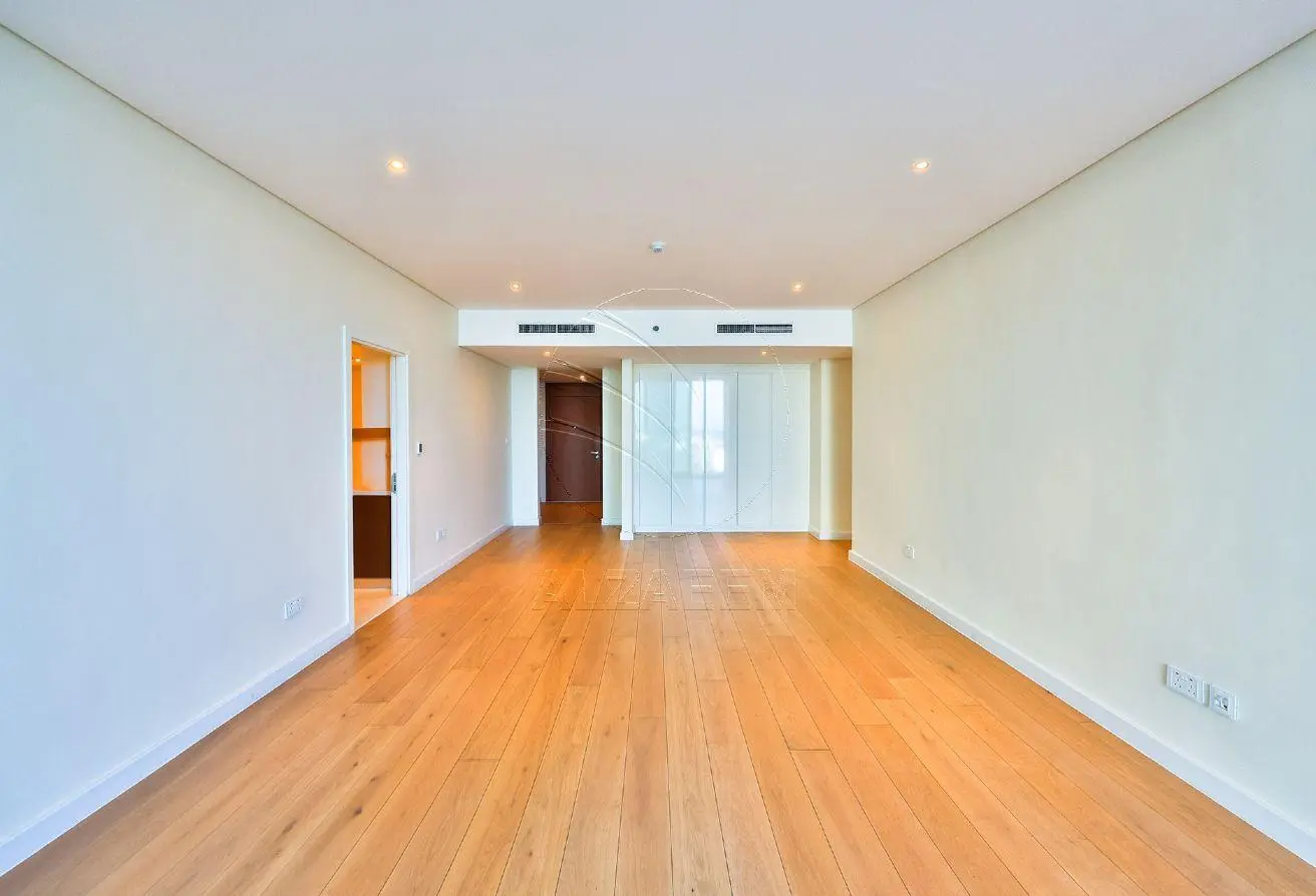 Sea View 2BR+M | VACANT | Luxury Living