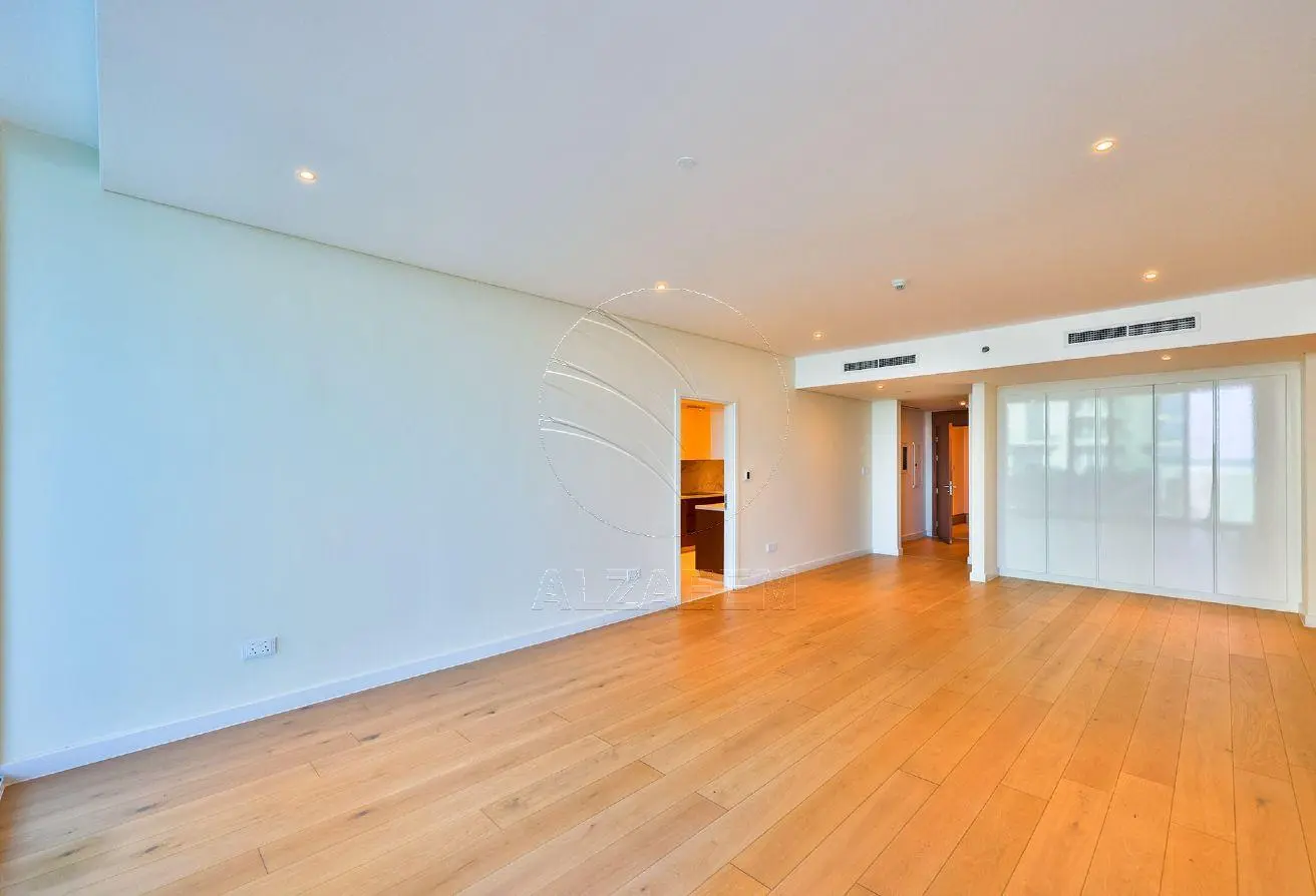 Sea View 2BR+M | VACANT | Luxury Living