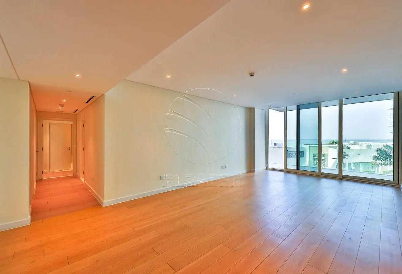 Sea View 2BR+M | VACANT | Luxury Living
