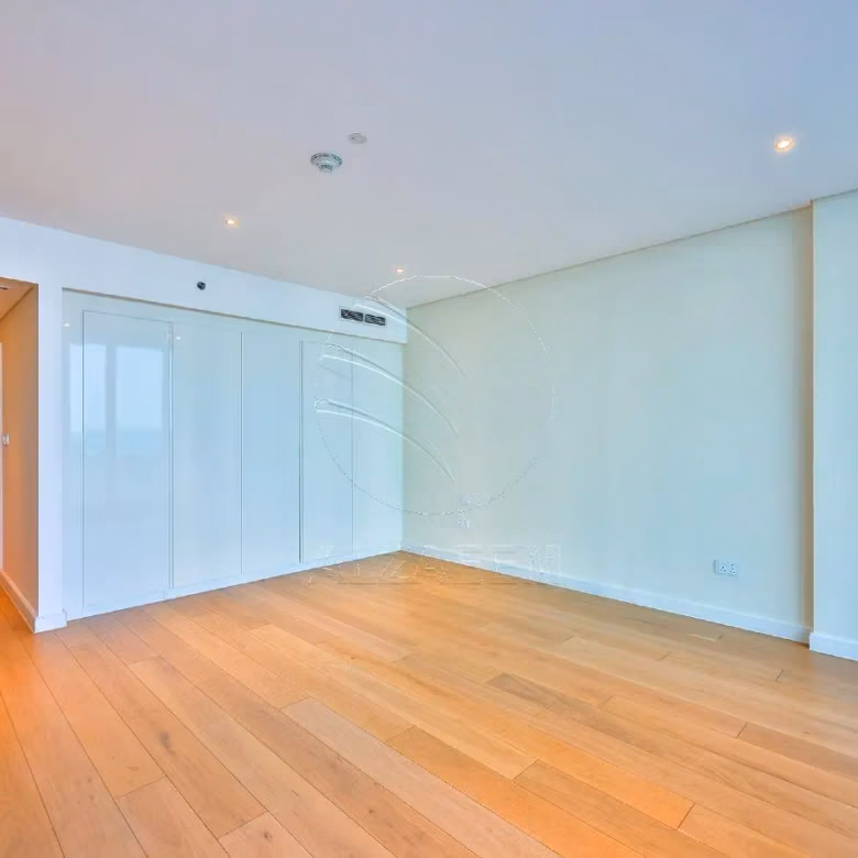 Sea View 2BR+M | VACANT | Luxury Living