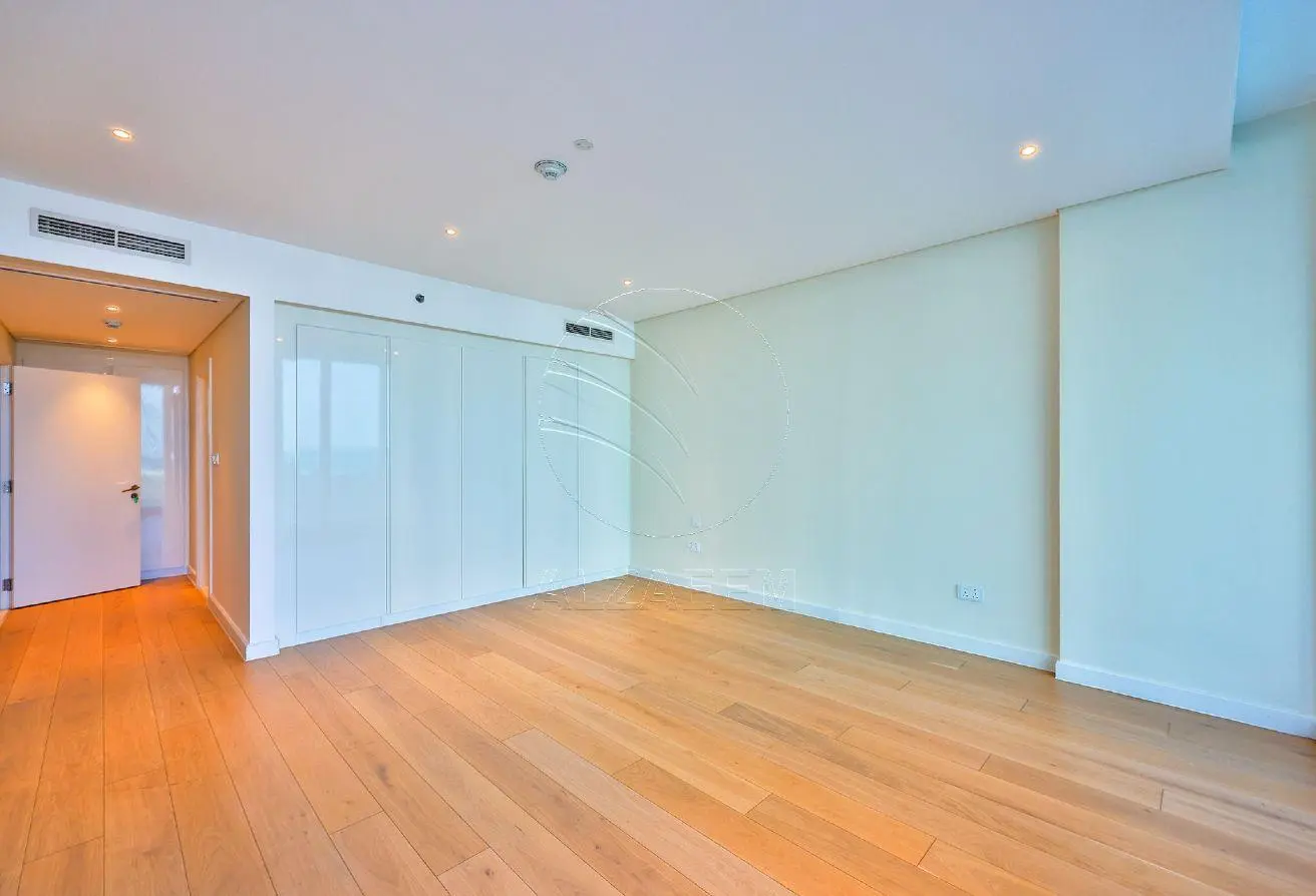 Sea View 2BR+M | VACANT | Luxury Living
