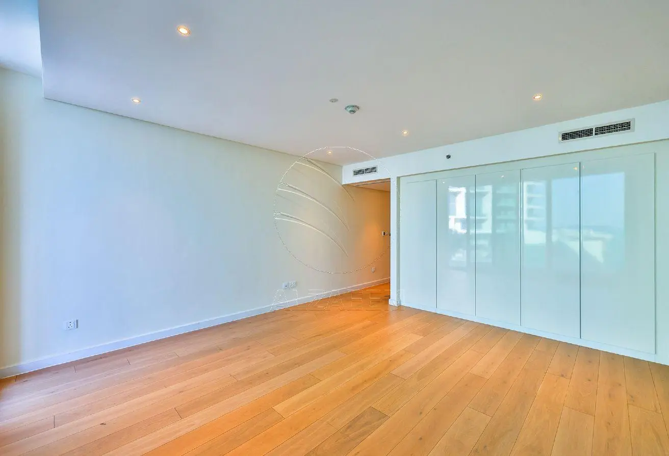 Sea View 2BR+M | VACANT | Luxury Living