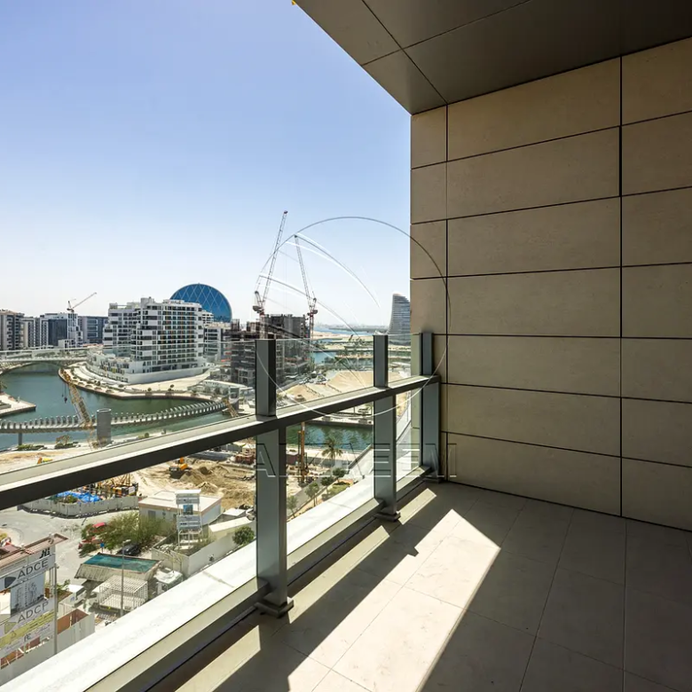 Sea View Living with World-Class Amenities
