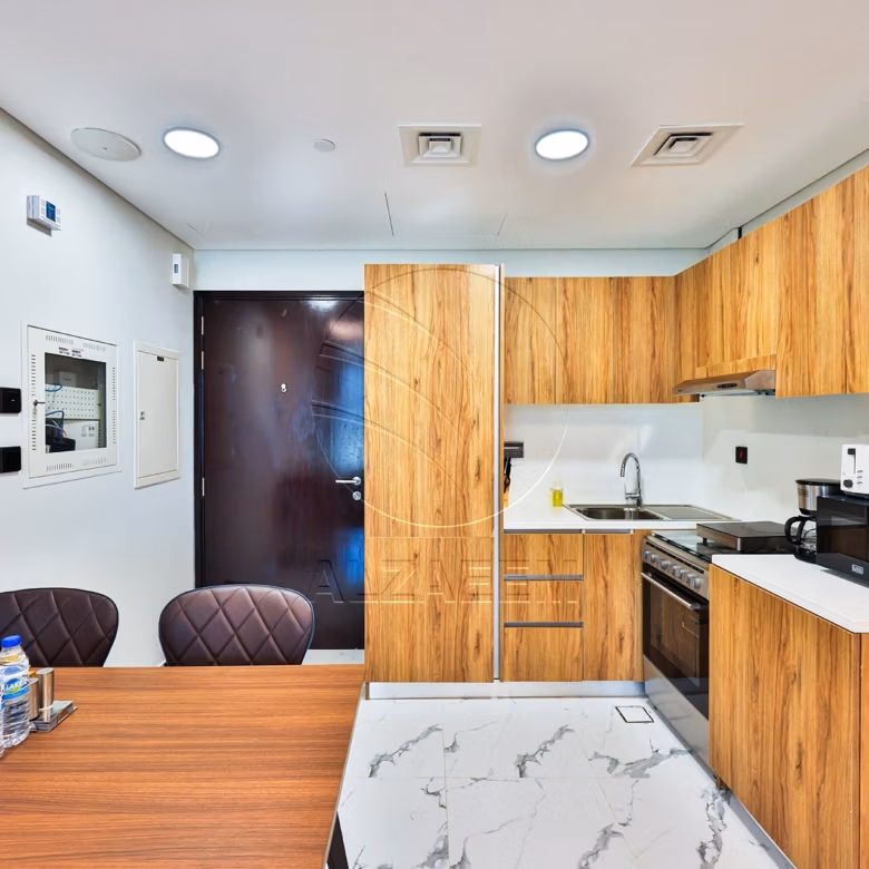 High Level | Furnished | Facing Pool | 2 Payments