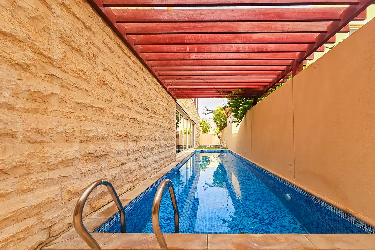 Single Row Type A Private Pool and Garden (24) Single Row | Type A | Private Pool and Garden