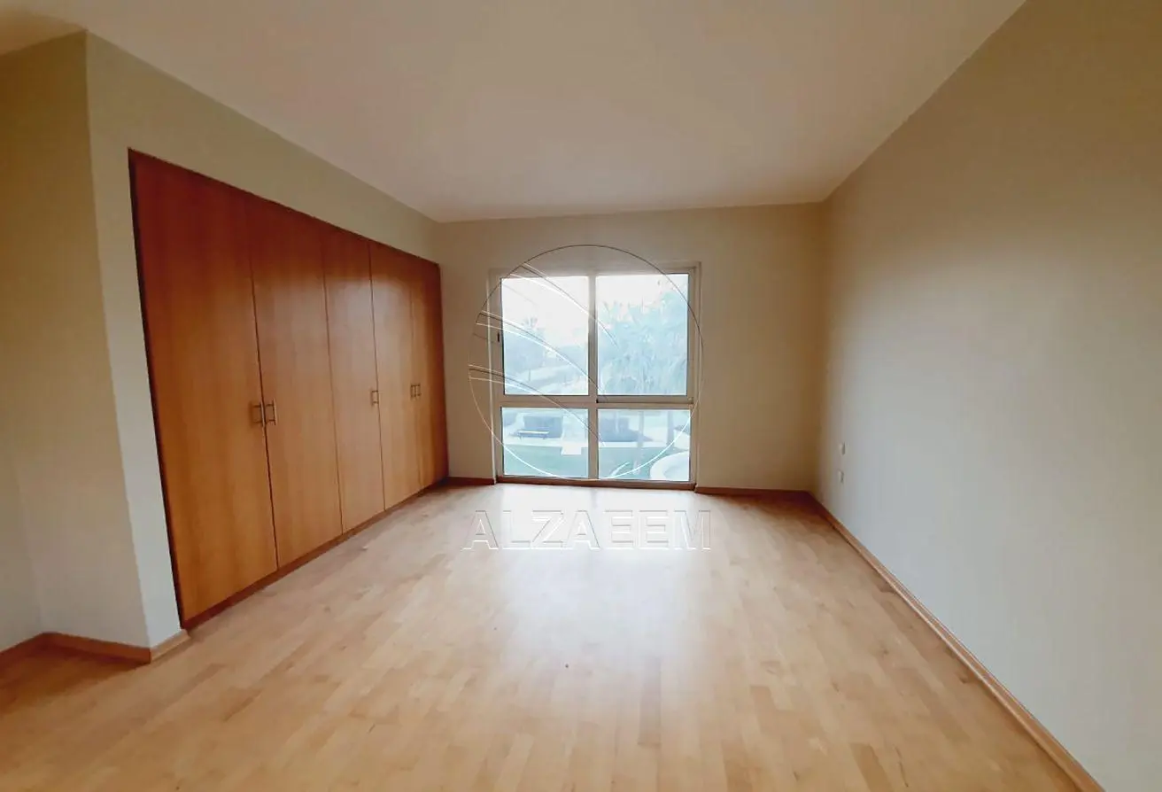 Single Row and Semi-Corner Vacant Type S TH