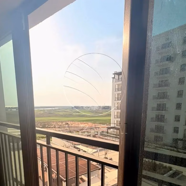 Studio mid floor Partial Golf View and Community 3