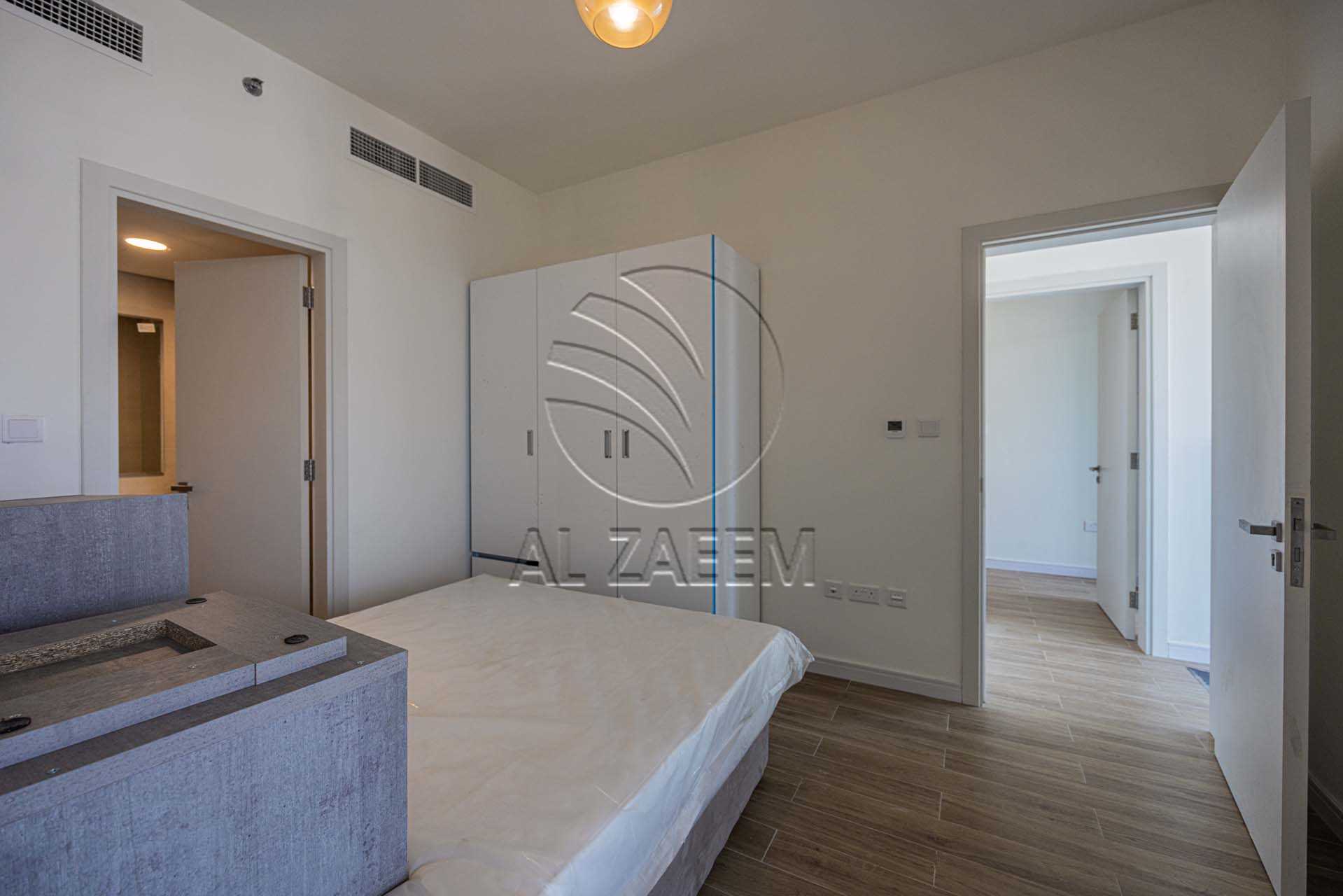 Fully Furnished Loft | Full Canal View | Rented