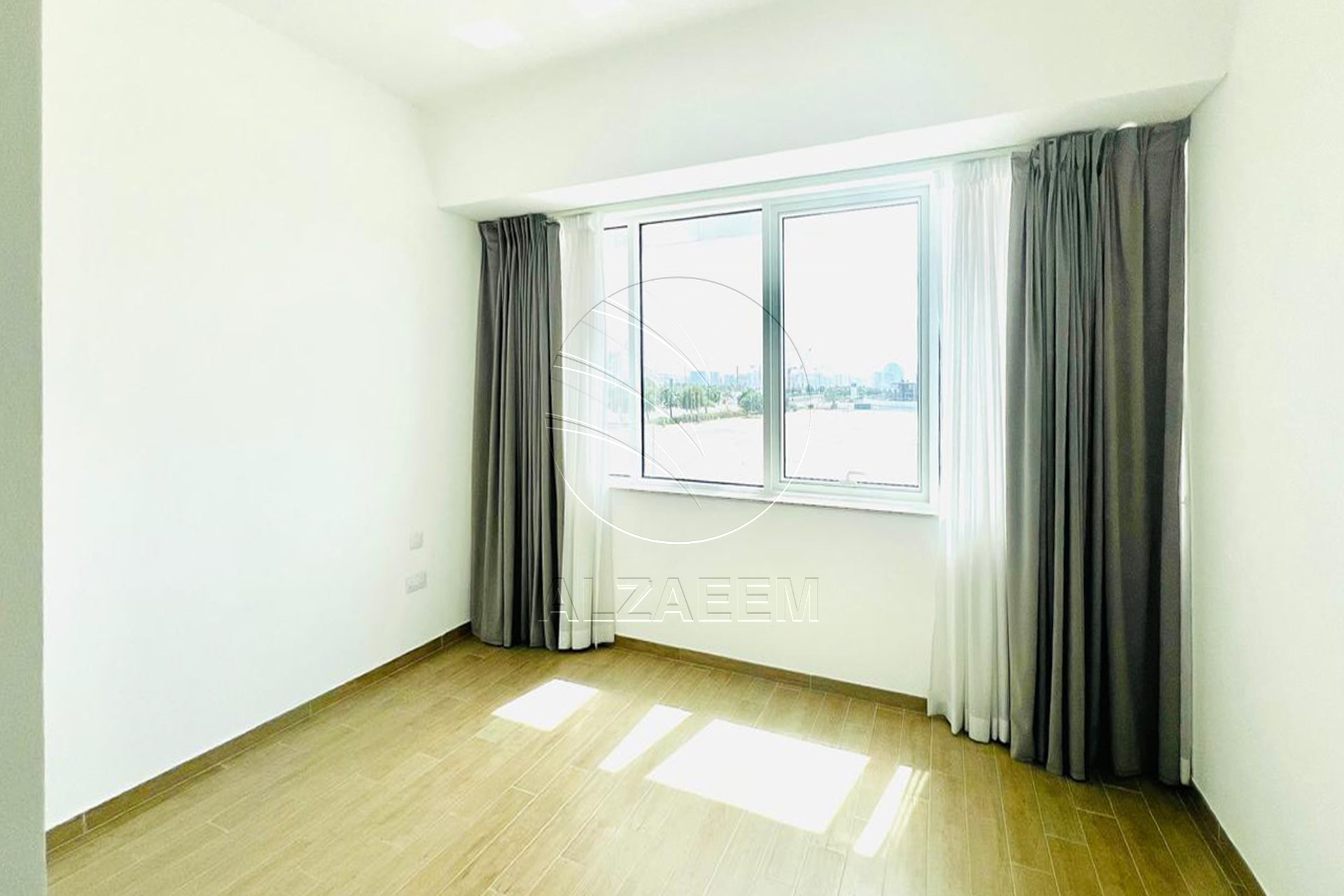 HOT DEAL | Partial Sea and Golf | Move-in Ready