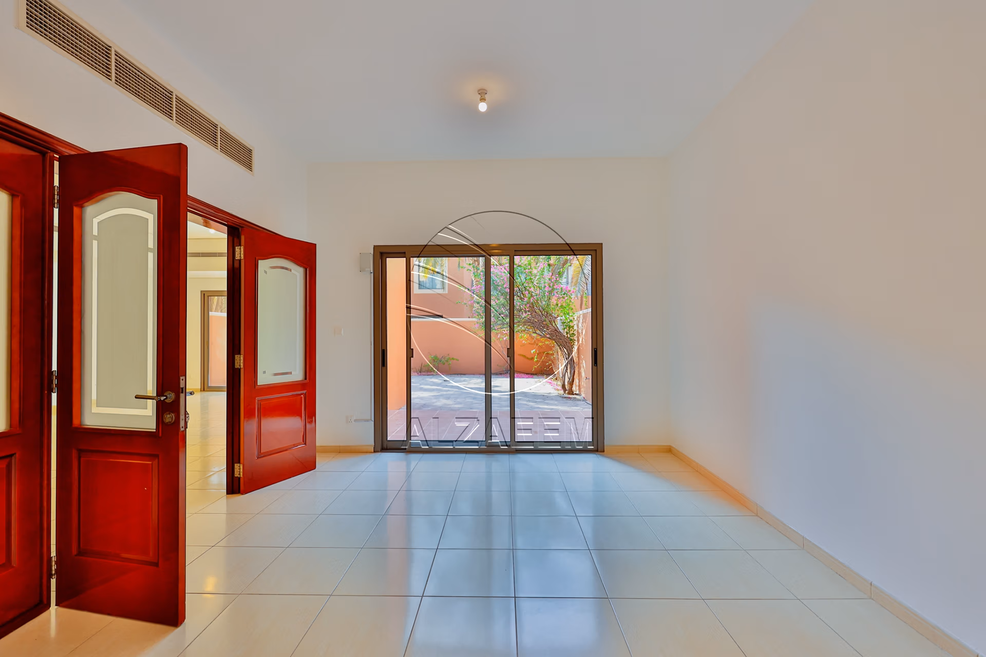 √Prime Location | UPCOMING | Private Garden√
