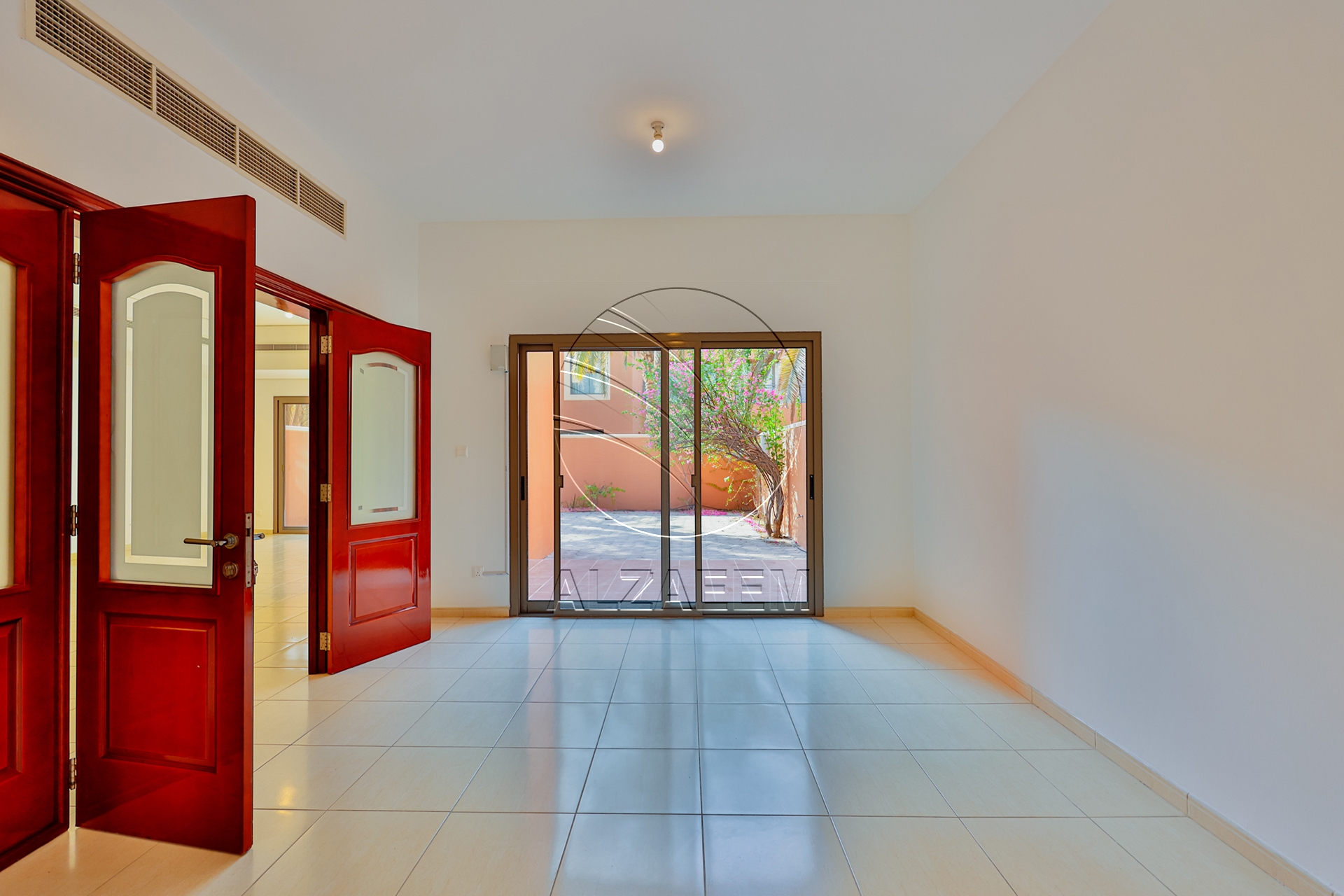 √Prime Location | UPCOMING | Private Garden√
