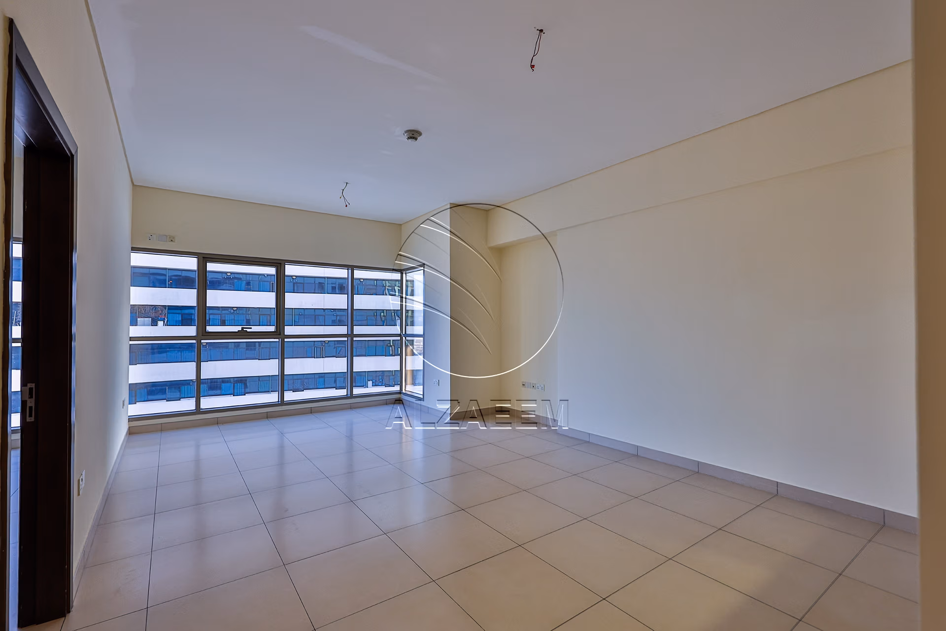 High Level and Vacant | Full Canal View Unit