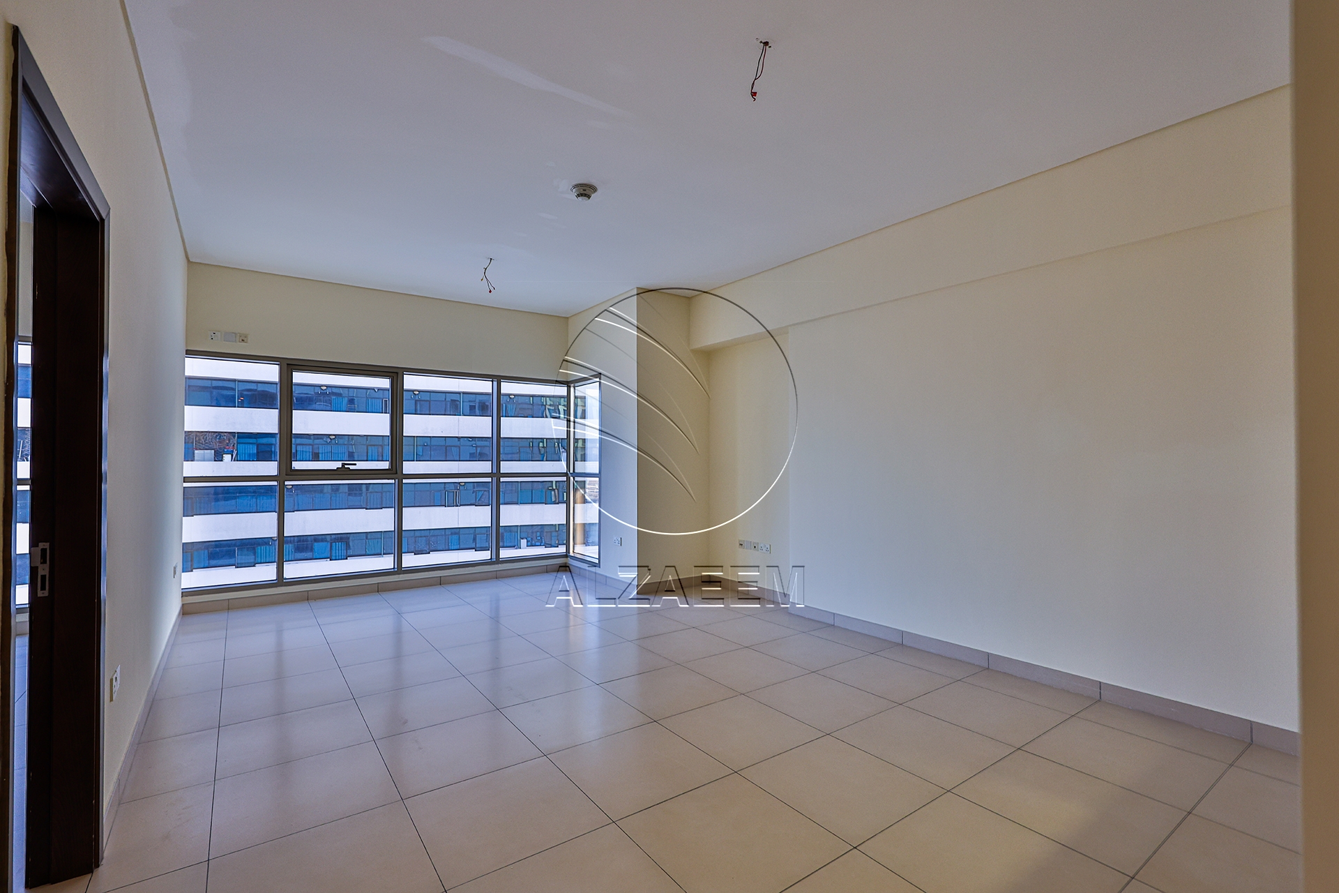 High Level and Vacant | Full Canal View Unit