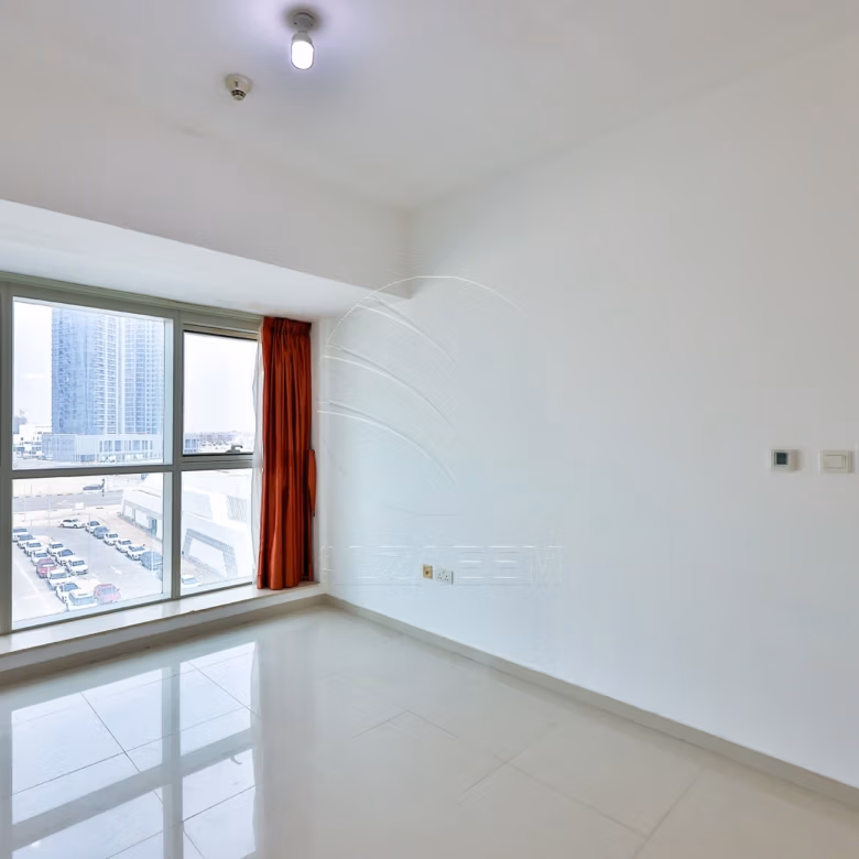 VACANT and Exclusive | Sea View | Big Balcony