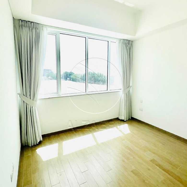 HOT DEAL | Partial Sea and Golf | Move-in Ready