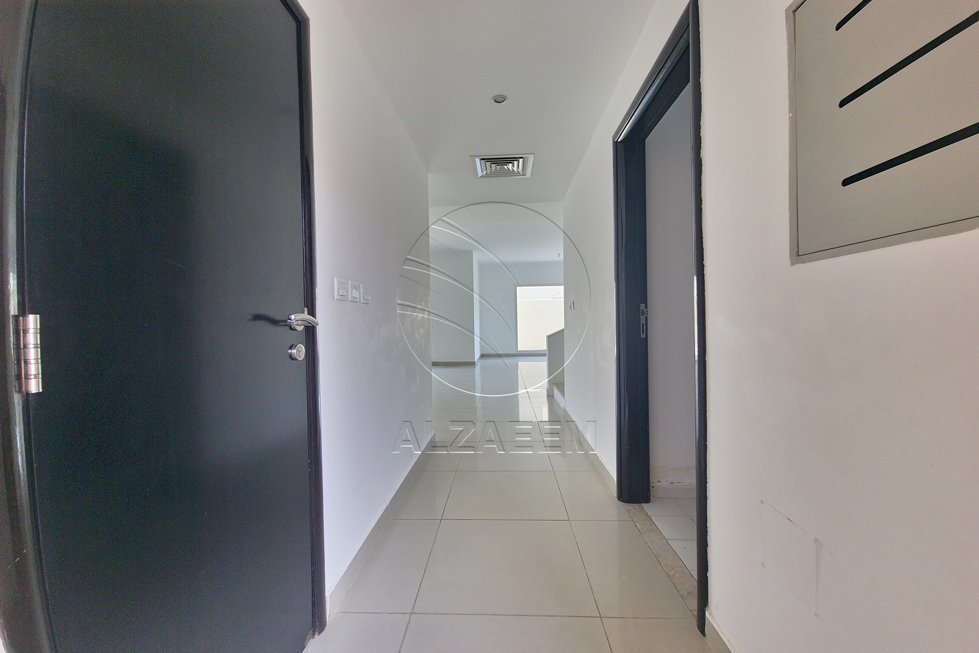 Corner Villa + Private Pool! End Use or Investment